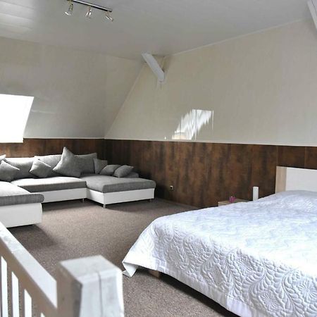 Ferienhaus Biene Wartin エクステリア 写真