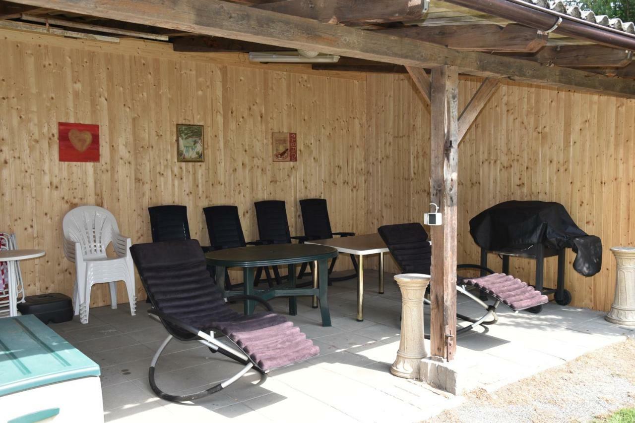 Ferienhaus Biene Wartin エクステリア 写真